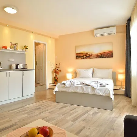 아파트 #3 부르가스